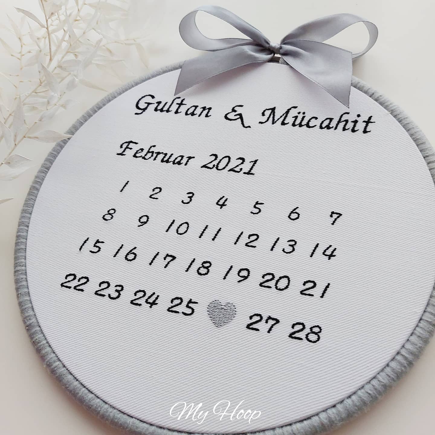 Ringkissen - Kalender grey- 22cmø